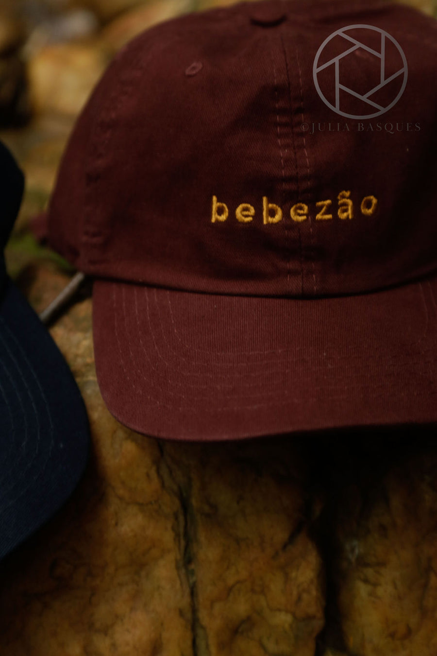 Boné Bebezão - Bordô - detalhe - NAYA Beachwear