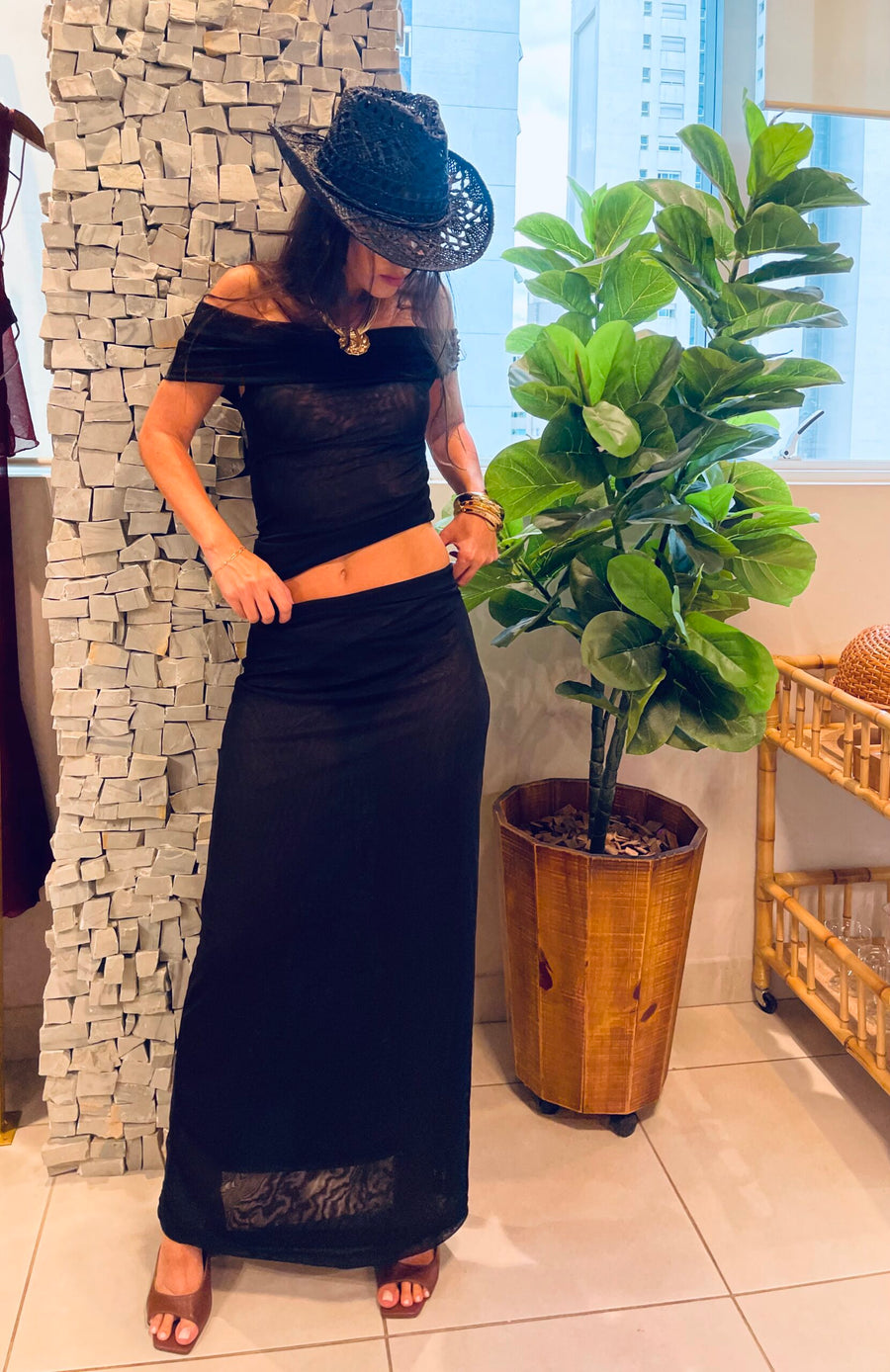 BLUSA CANNES TULE PRETA - detalhe - NAYA Beachwear
