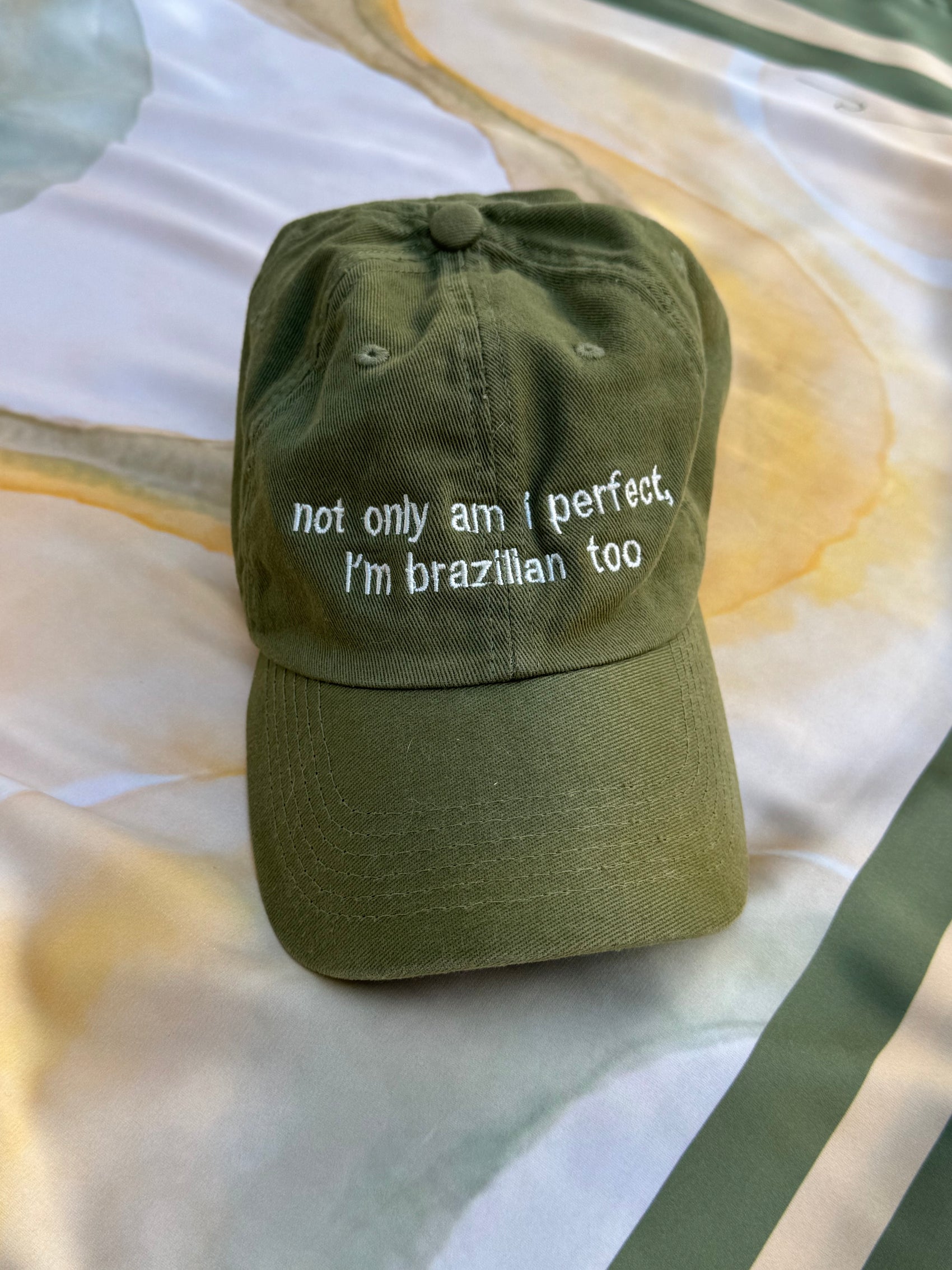 BONÉ BRASIL - not only am i perfect, i’m brazilian too - imagem 2 - NAYA Beachwear