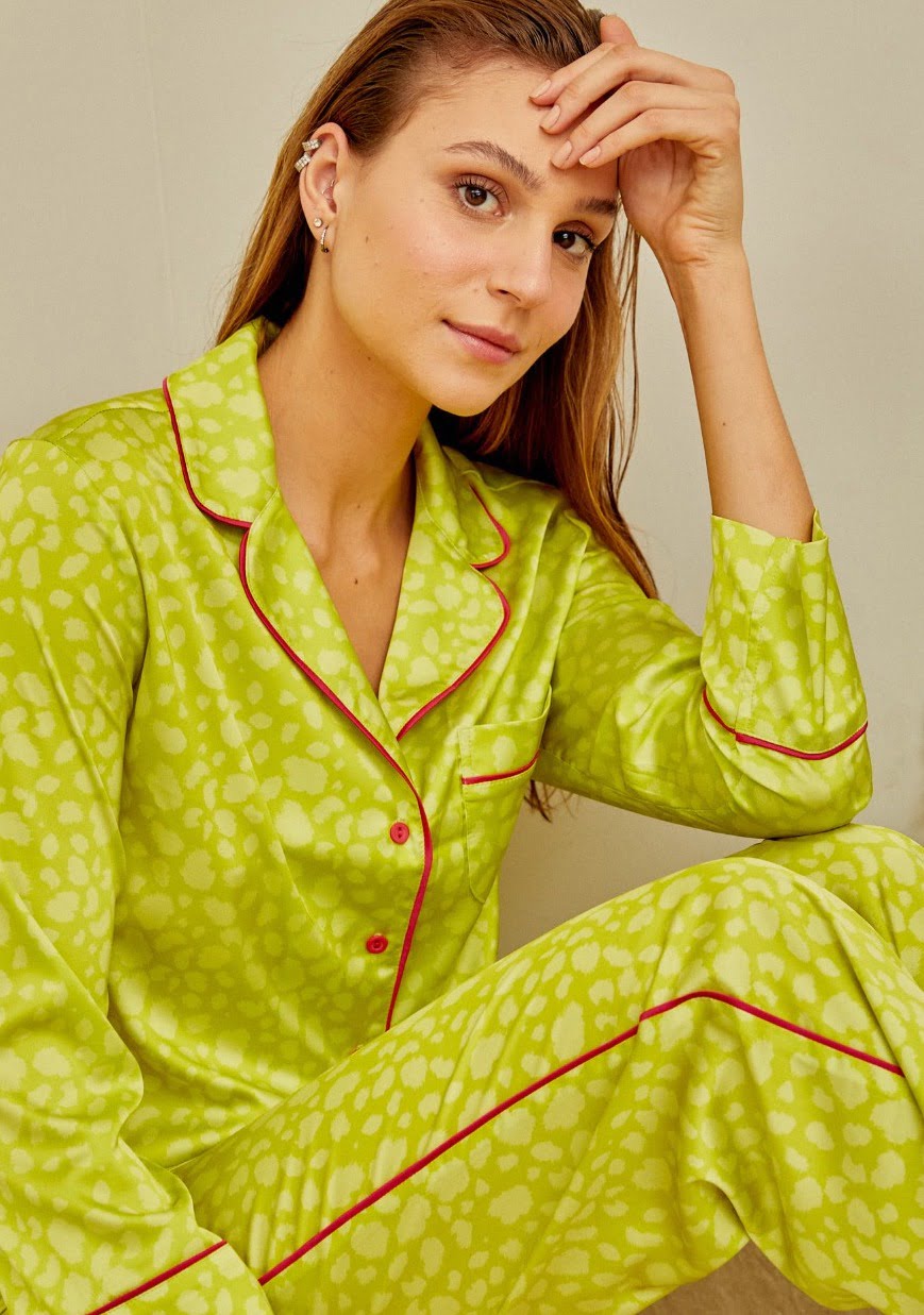 CAMISA PIJAMA VERDE/PINK - detalhe - NAYA Beachwear