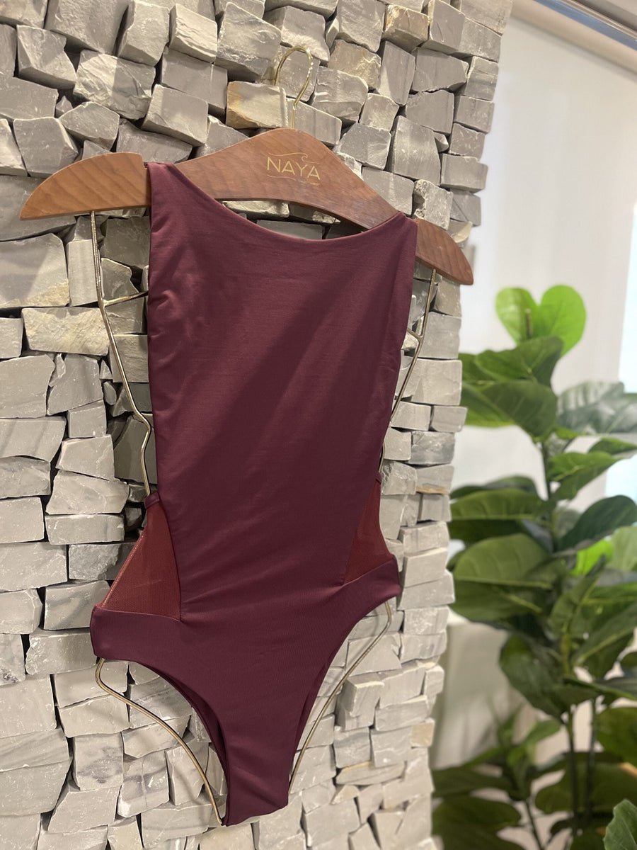 MAIÔ NORONHA BORDÔ - NAYA Beachwear